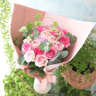 母の日ギフト② 「おまかせ　ローズジェルブーケ」