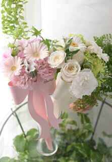 リボンブーケ　ホワイト（専用ペーパーバック付）