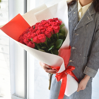 薔薇様へ③⑥ 36本の赤バラの花束｜札幌の花屋｜さとうはなみつ｜9年連続