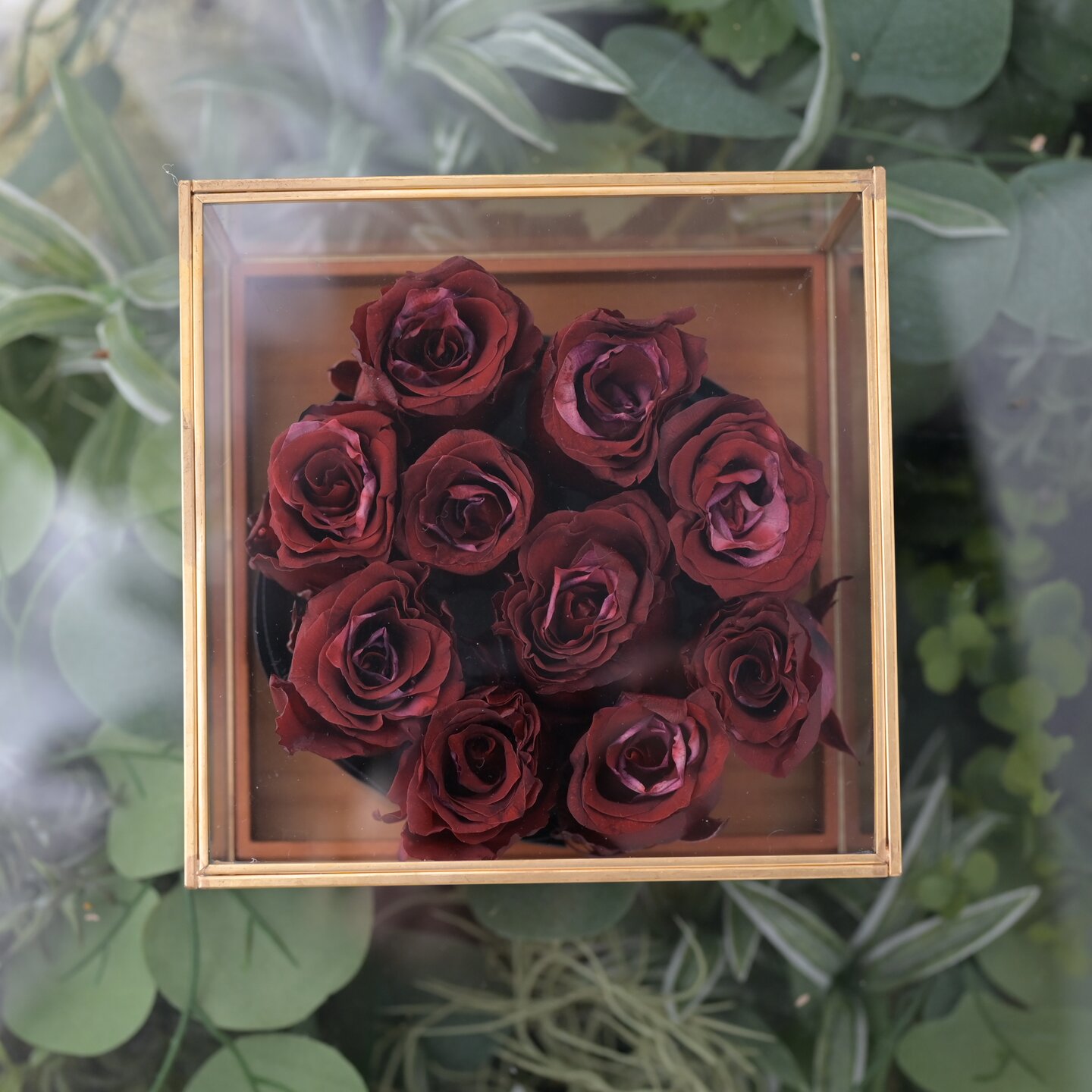グラスBOX in 10ローズ（プリザーブドフラワー）（赤いバラ10～12本