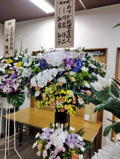 お供えスタンドフラワー